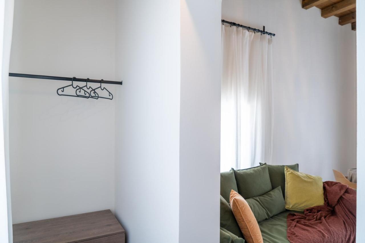 Appartamento Quattro Domus 4-Historical Townhouse Candia Esterno foto