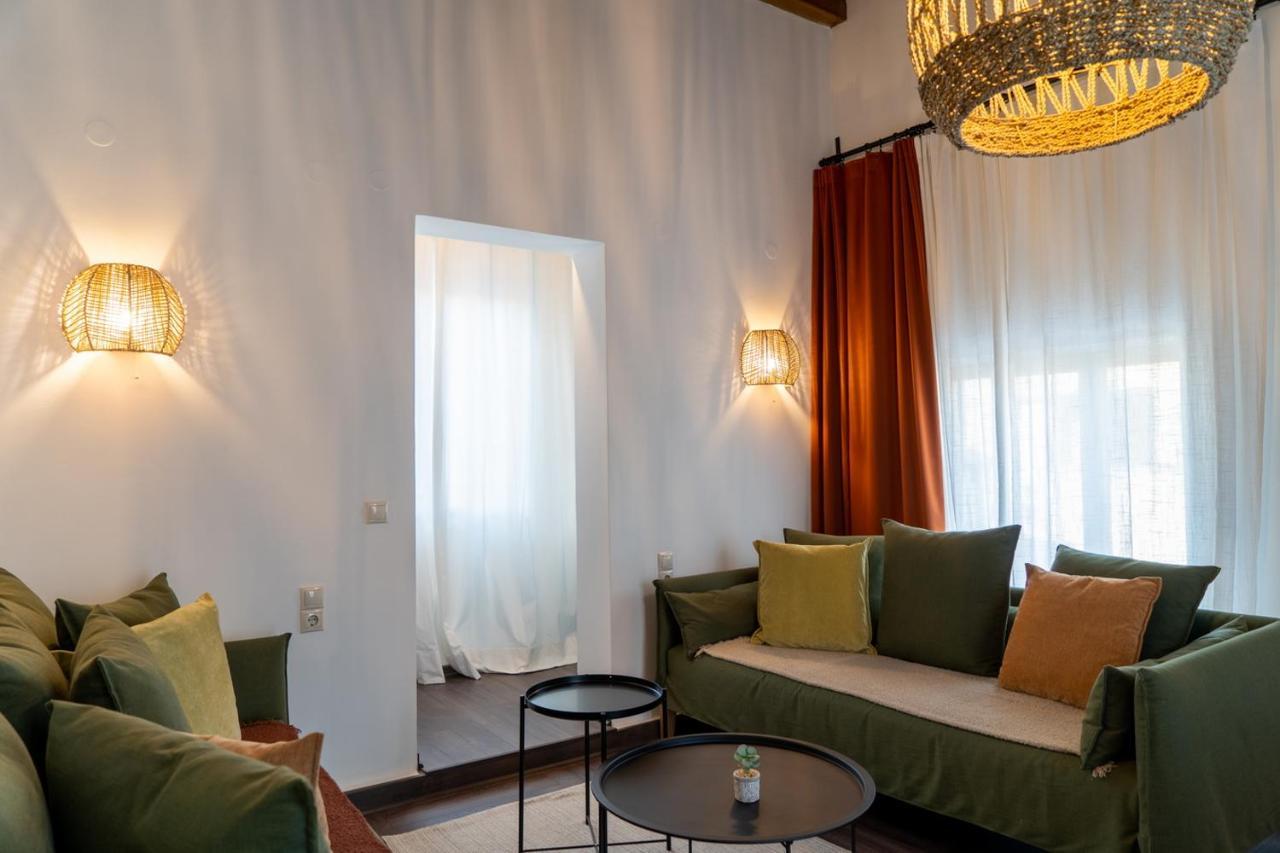 Appartamento Quattro Domus 4-Historical Townhouse Candia Esterno foto